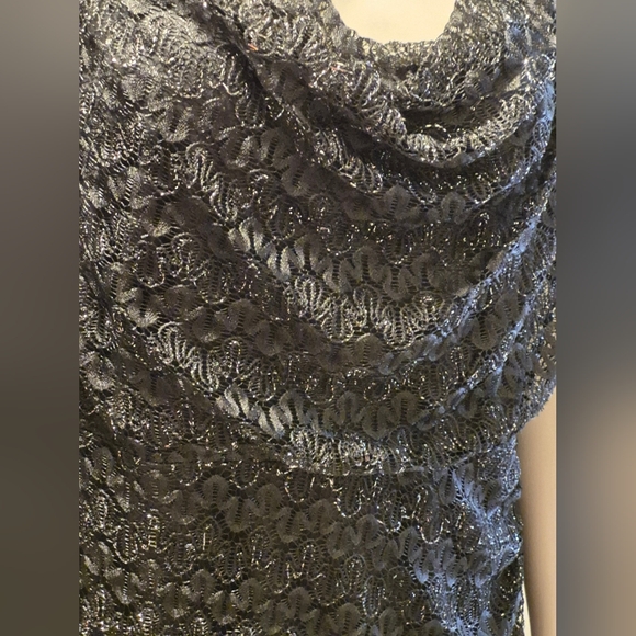 Connected Woman Cute Black Dress  glitters - Picture 11 of 16